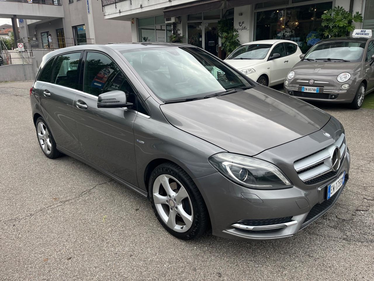 Mercedes-benz B180CDI/109CV/neopatentato/Euro5B con FAP/unico proprietario