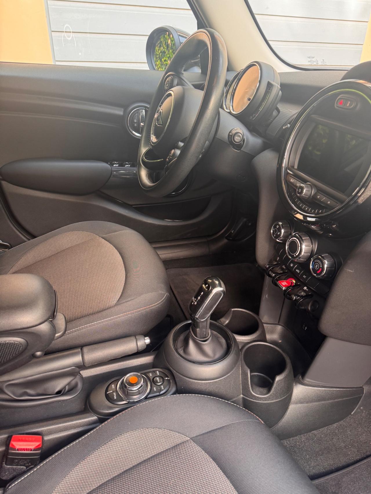 Mini Mini 1.5 Cooper Hype 5 porte