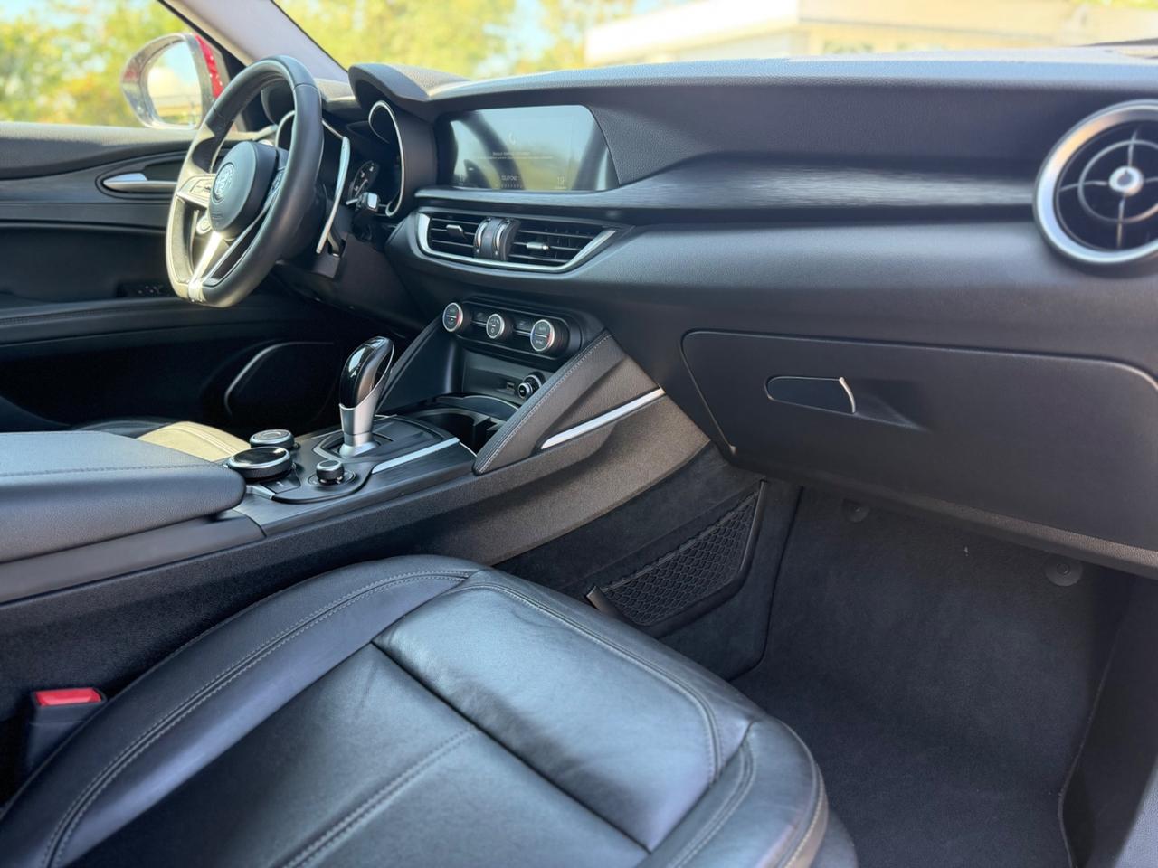 Alfa Romeo Stelvio 2.2 Turbodiesel 210 CV AT8 Q4 Executive