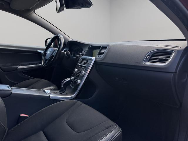 VOLVO V60 D2 1.6 Kinetic