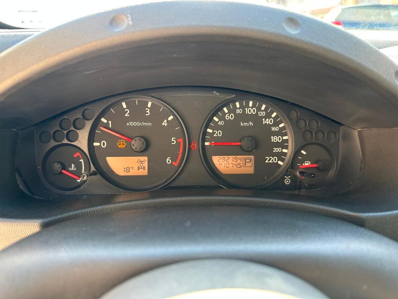 Nissan Navara 2.5 dCi 4 porte Double Cab Platinum