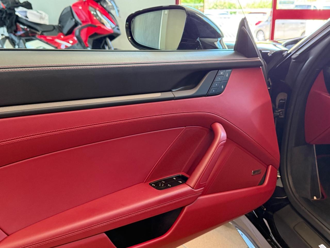 Porsche 911 Carrera 4 GTS TETTO APRIBILE