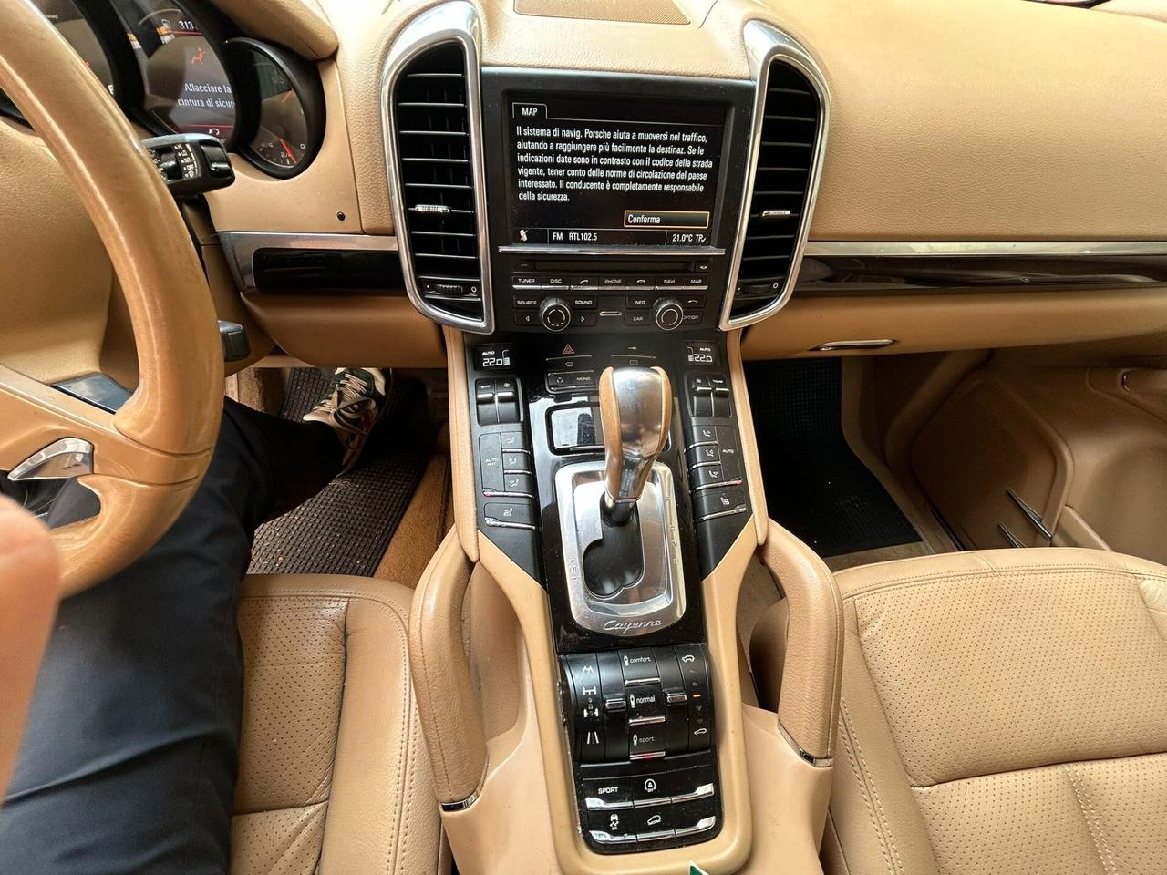 Porsche Cayenne 3.0 V6 tdi tiptronic