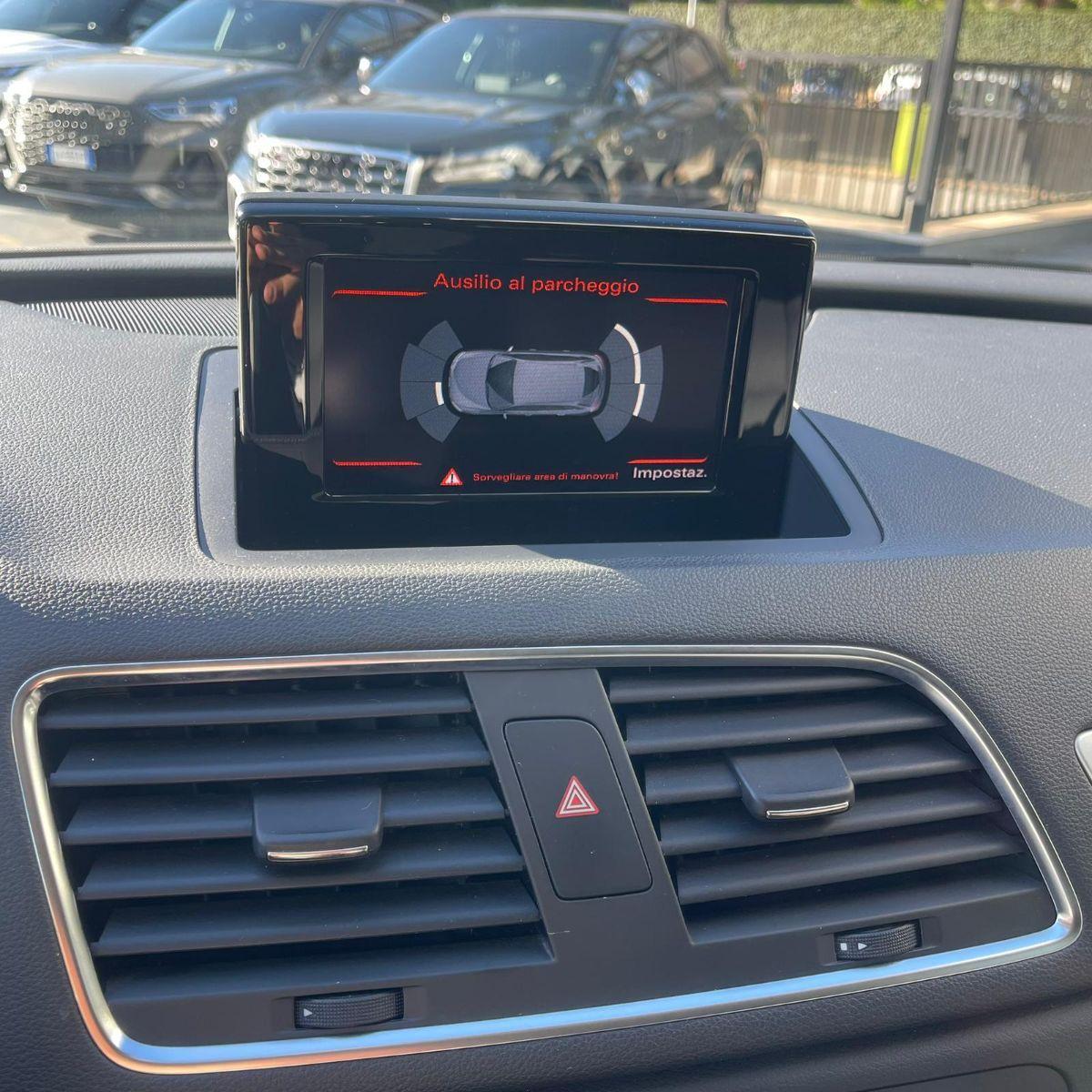 AUDI - Q3 - 2.0 TDI 150CV S tronic Business