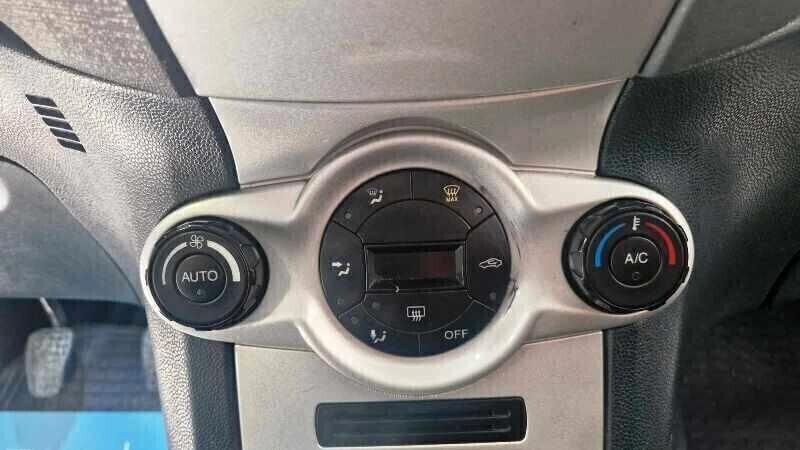 Ford Fiesta 1.4 97 CV Titanium GPL