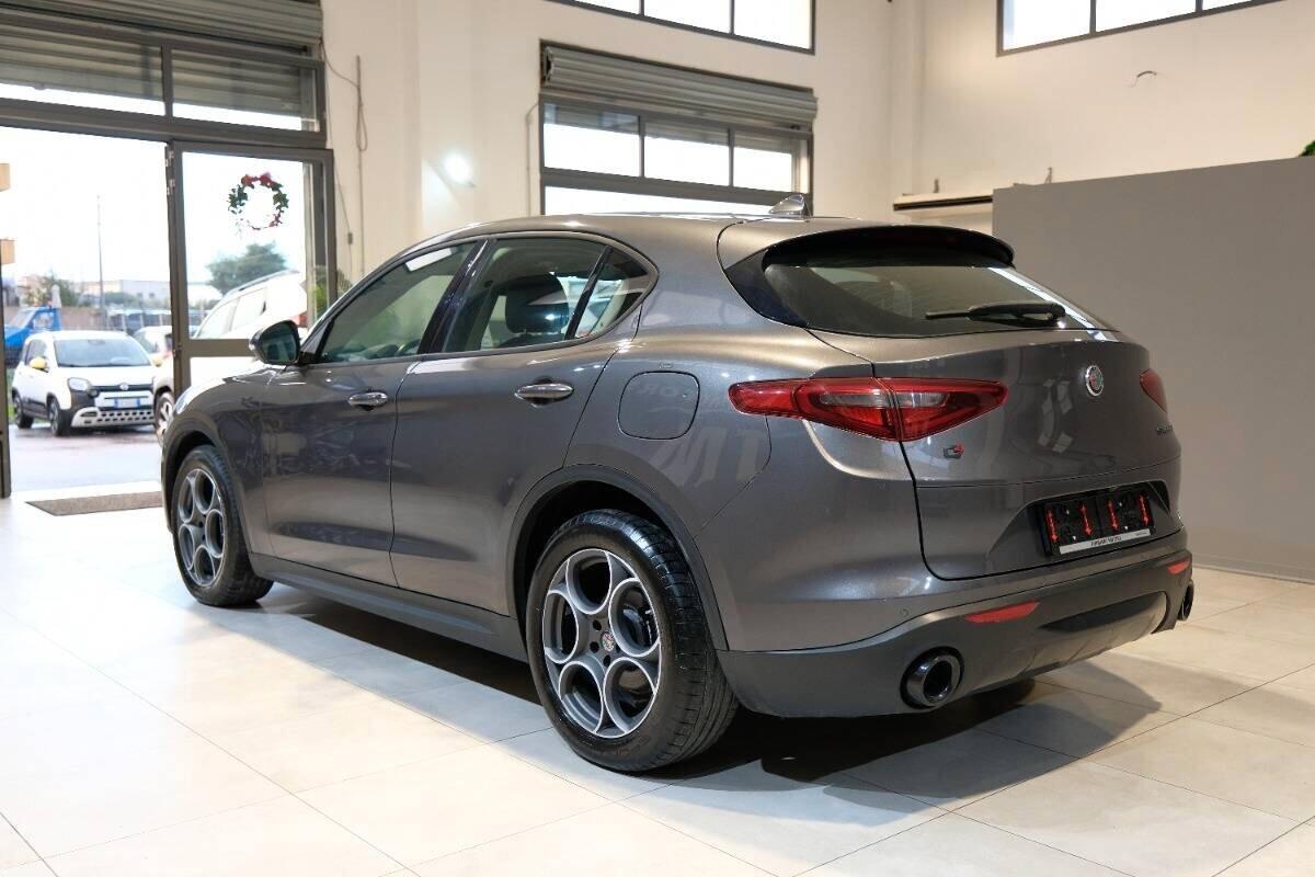 Alfa Romeo Stelvio 2.2 Turbodiesel 190 CV AT8 Q4 Sprint
