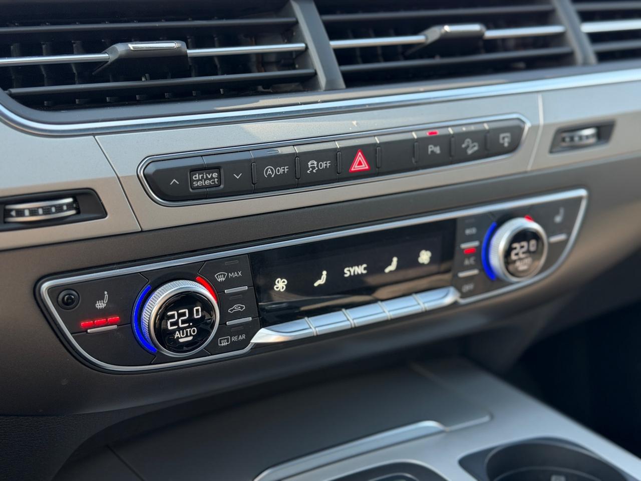 Audi Q7 3.0 TDI 218 CV ultra quattro tiptronic sport plus