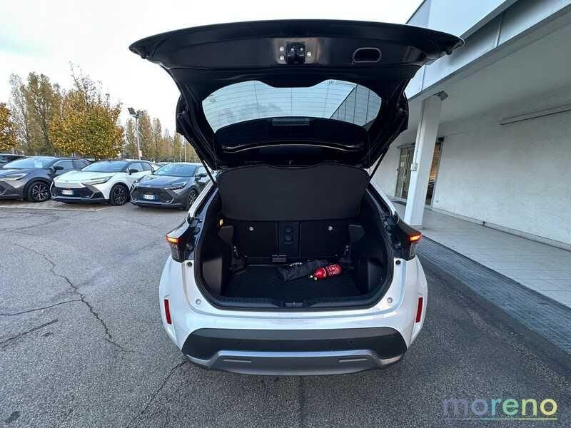 Toyota Yaris Cross 1.5h Adventure fwd 116cv e-cvt