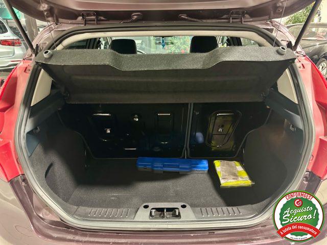 FORD Fiesta 1.2 82CV 5p. Titanium *NEOPAT*UNIPROPRIETARIO*