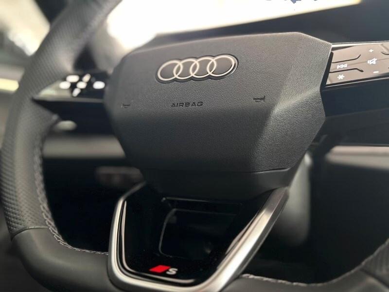 AUDI A6 6ª serie A6 TDI 150 kW S tronic S line...