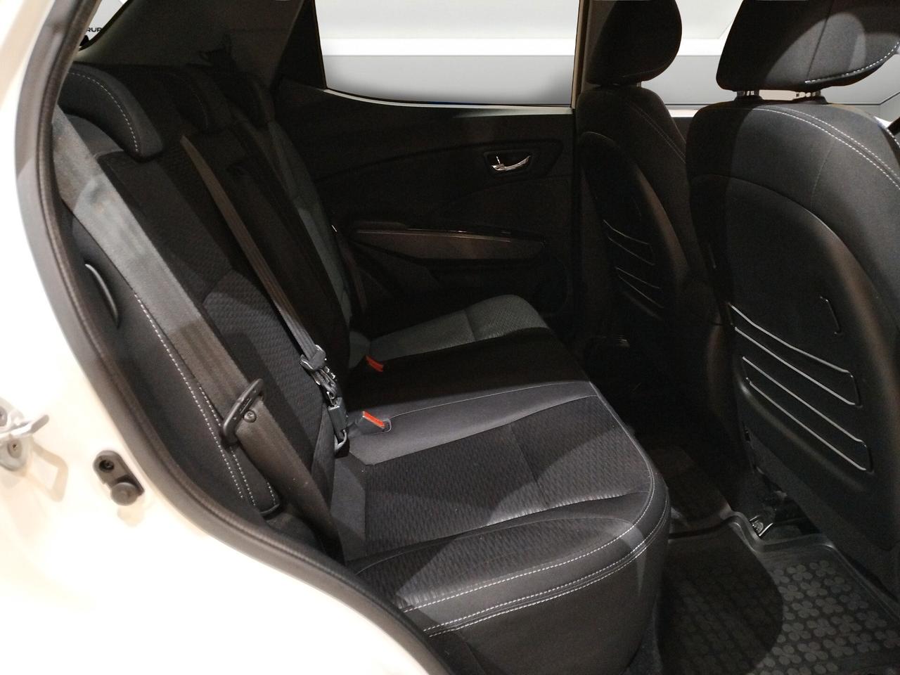 SsangYong XLV 1.6 Be Visual 2wd *GPL*