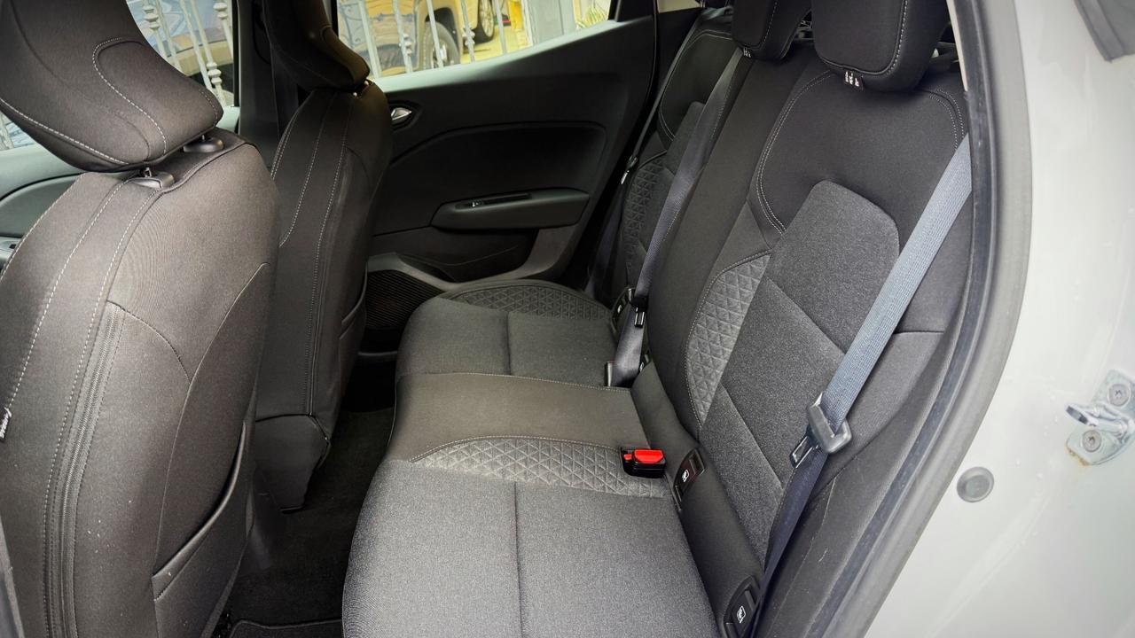 New Renault Clio 1.5 Dci Zen 5P - 10/2020