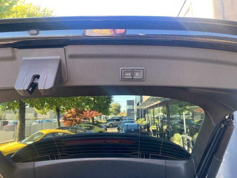 Audi Q3 Q3 SPB 40 TDI quattro S tronic Identity Black 193 CV