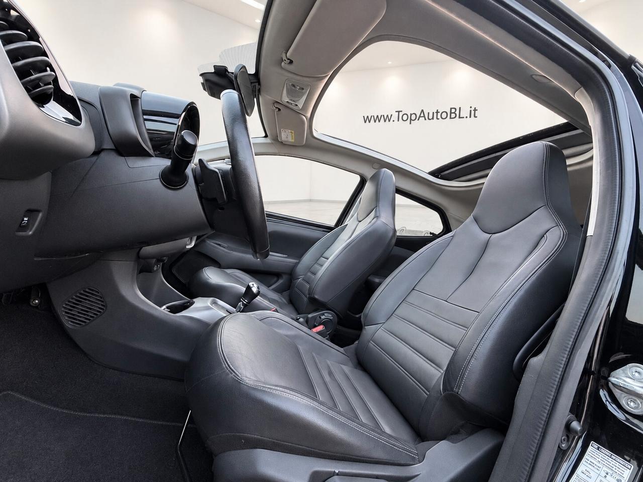 Toyota Aygo Connect 1.0 VVT-i 72 CV 5 porte x-wave MMT
