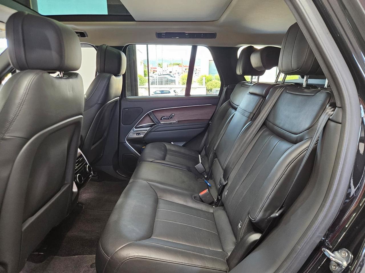 LAND ROVER RANGE ROVER 4.4 V8 HSE awd 530cv auto - IVA ESPOSTA