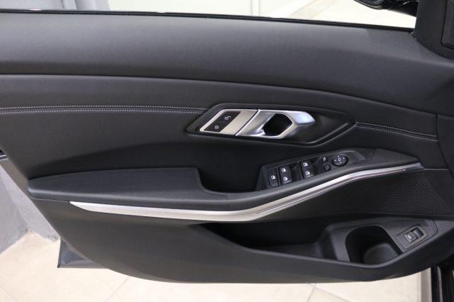 BMW 320 d 48V Touring ADVANTAGE AUTO
