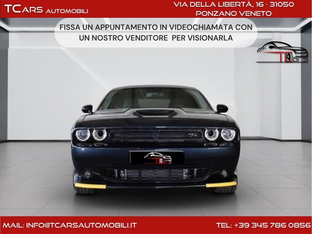 DODGE CHALLENGER 5.7 V8 HEMI -NOLEGGIO GIORNALIERO
