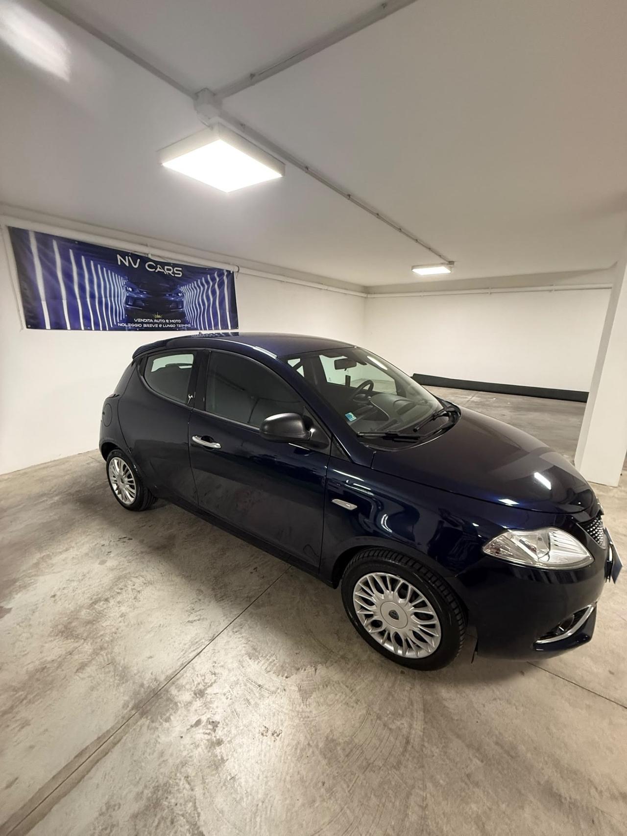 Lancia Ypsilon 1.2 69 CV 5 porte GPL Ecochic Platinum