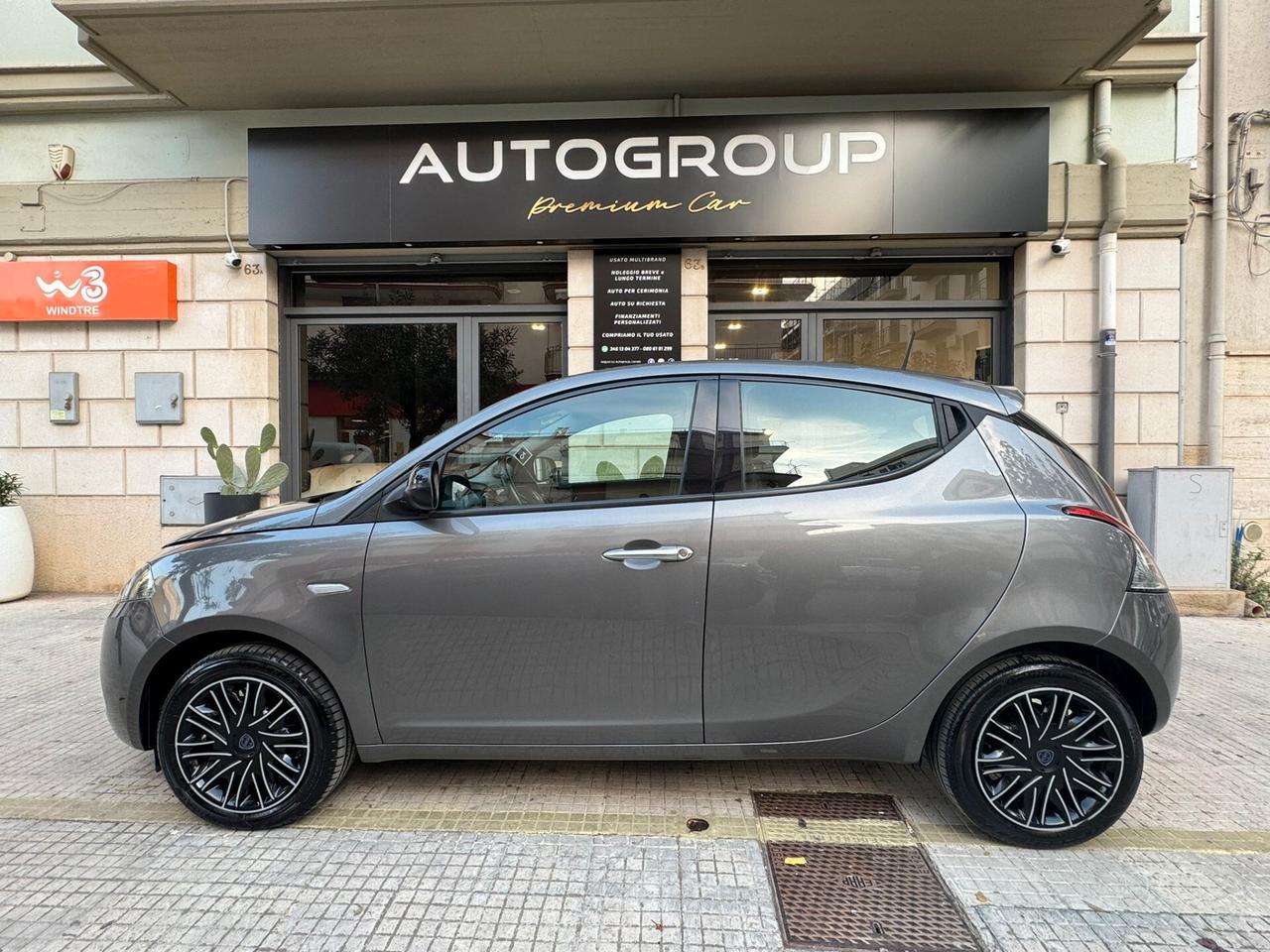 Lancia Ypsilon 1.0 FireFly 5 porte S&S Hybrid Ecochic Gold