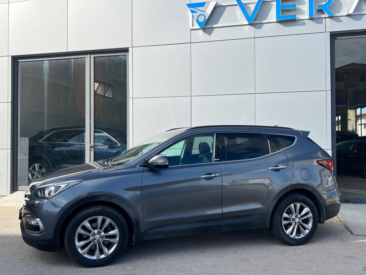 Hyundai Santa Fe 2.2 CRDi 4WD XPossible - ANNO 2017 - KM 380.000