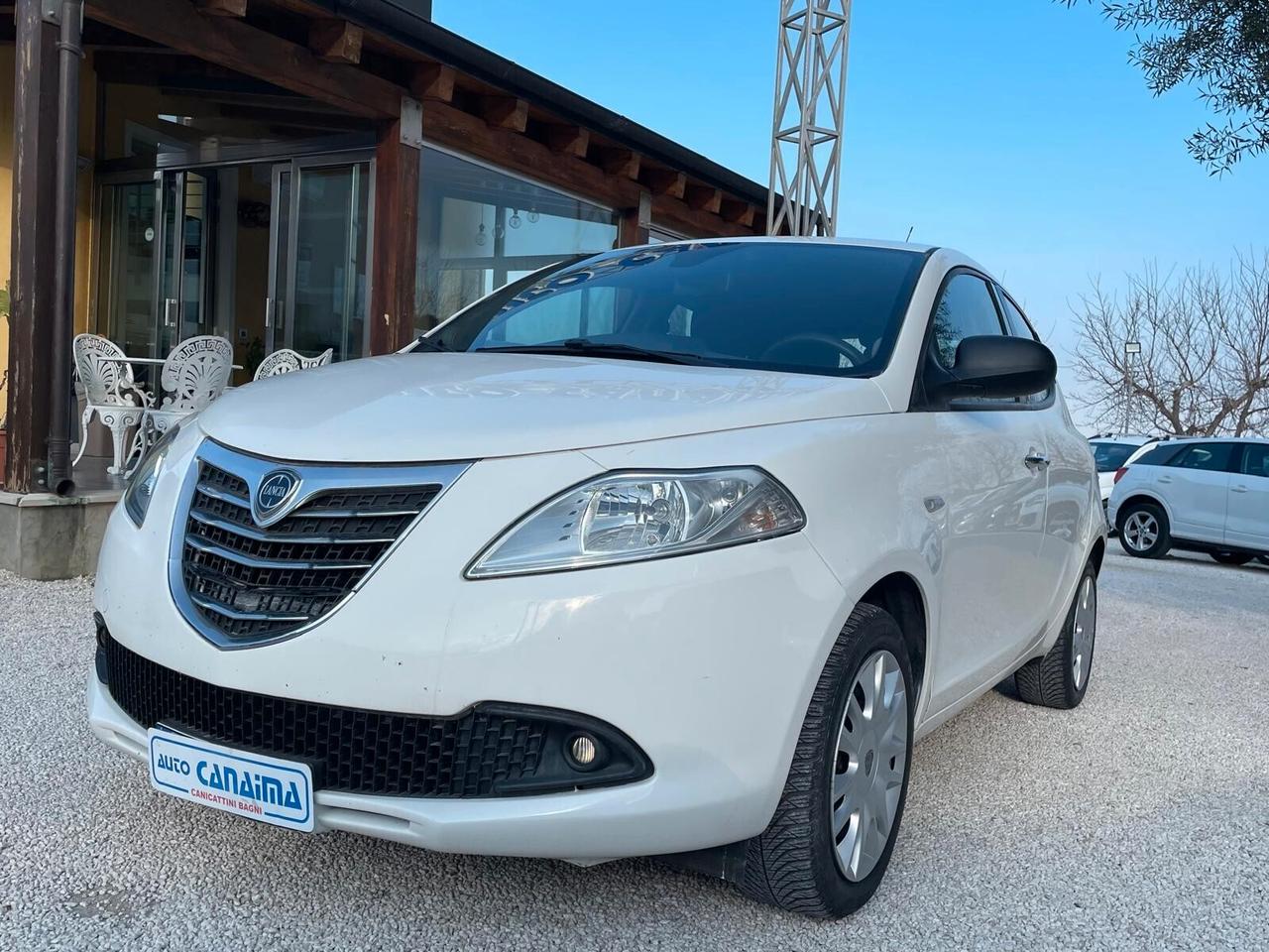 LANCIA YPSILON 1.2 B - 2015