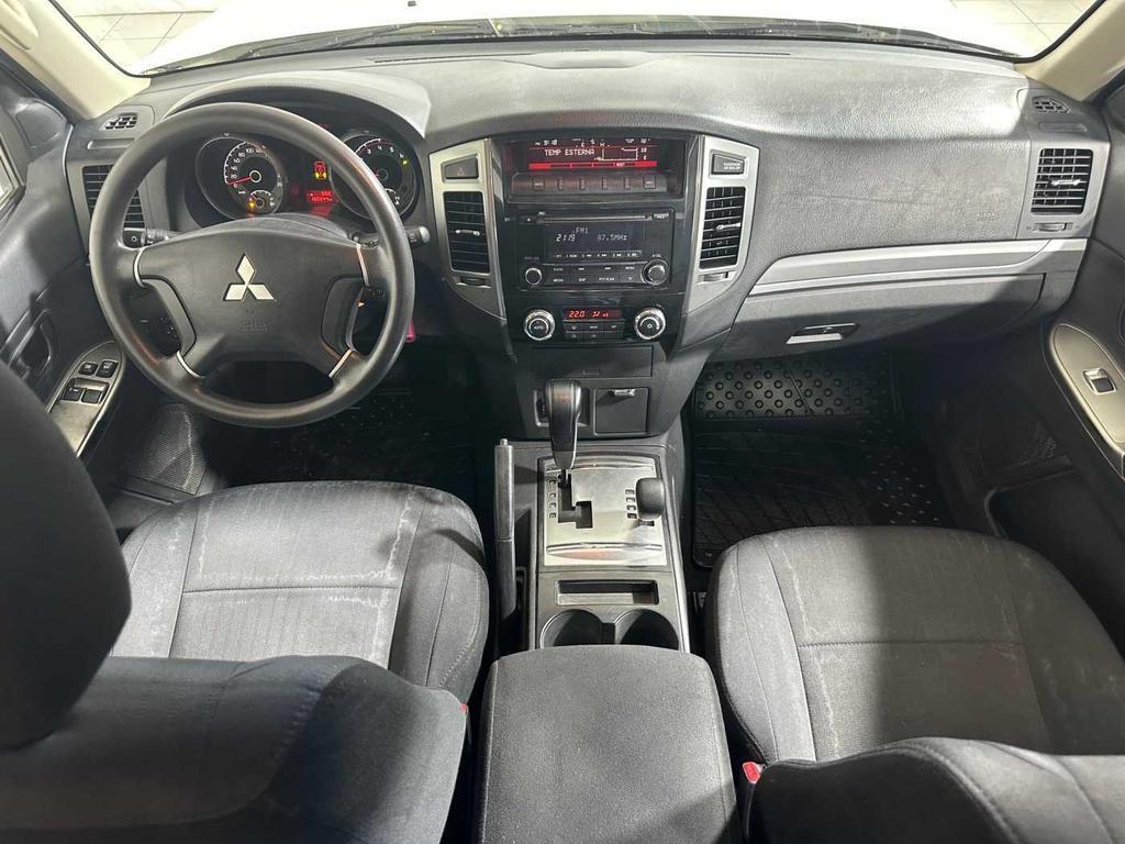 Mitsubishi Pajero 3.2 CR Invite 3p auto