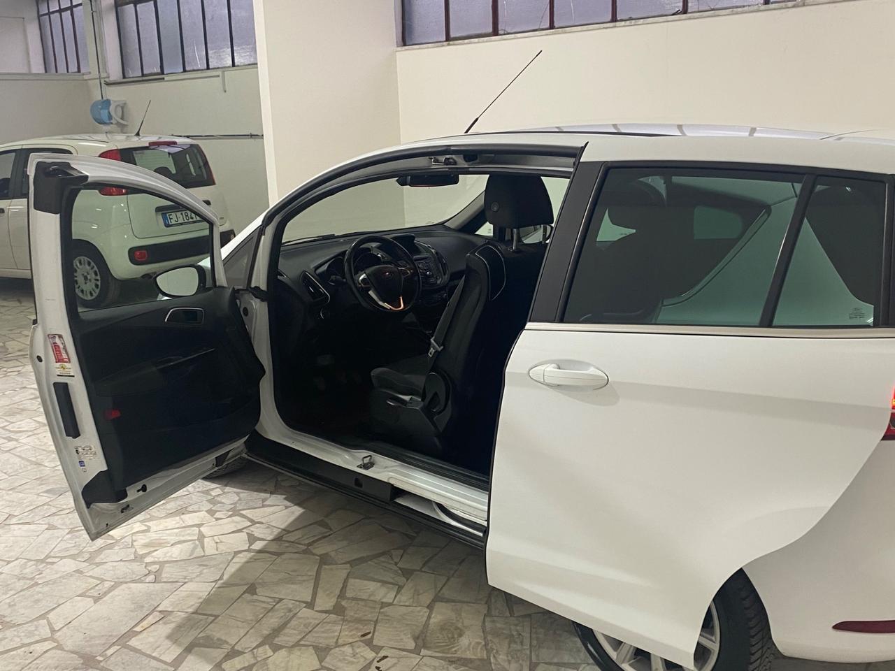 Ford B-Max BUSINESS TITANIUM