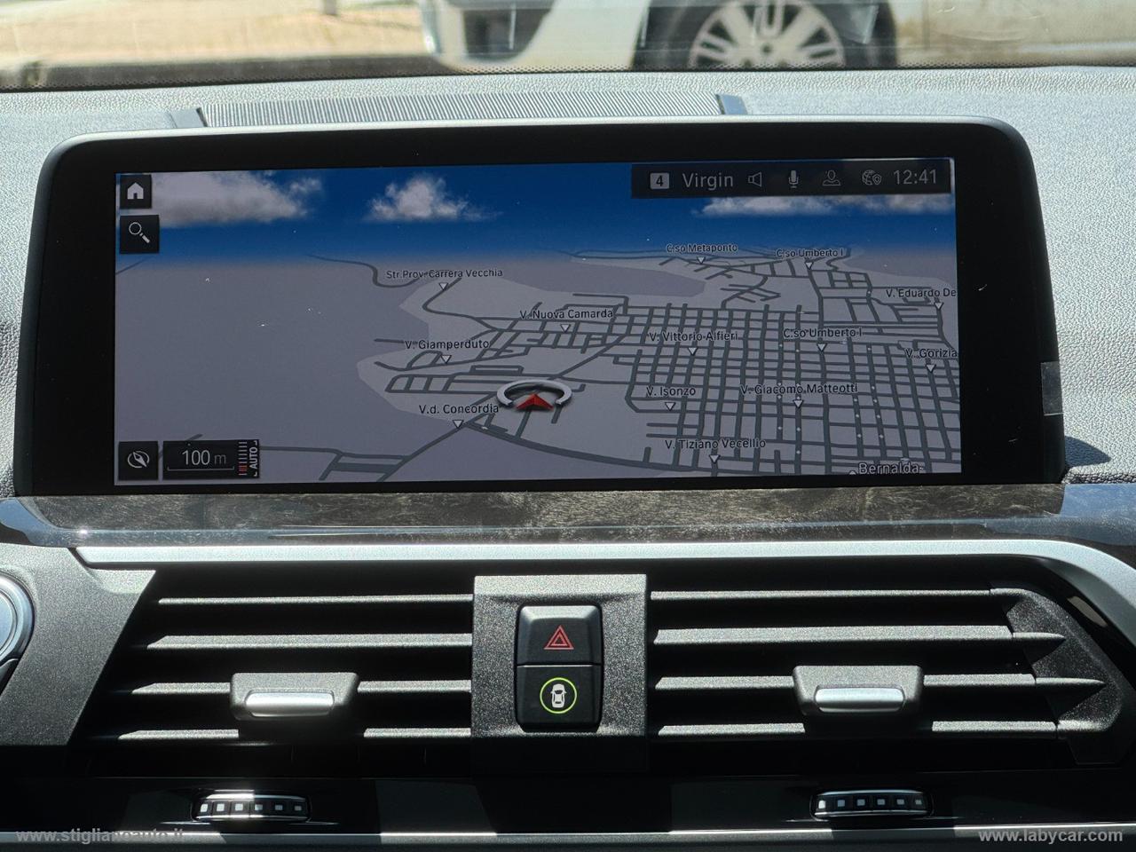 BMW X4 xDrive20d xLine MY 19 Head up display