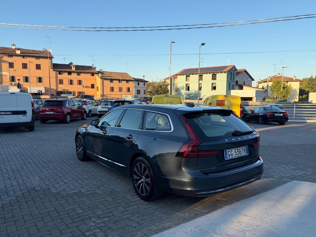 Volvo V90 B5 (d) AWD automatico Ultimate Dark