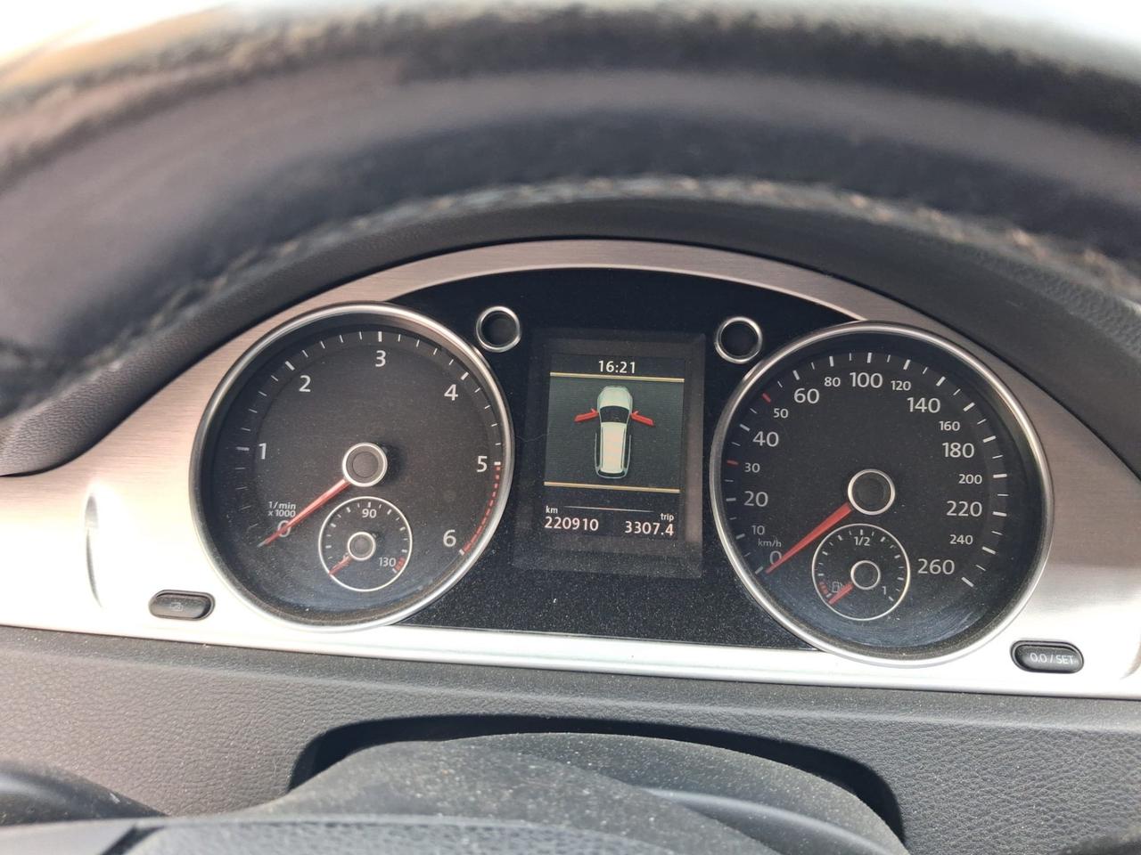 Volkswagen Passat Var. 2.0 TDI Highline BlueM.Tech.