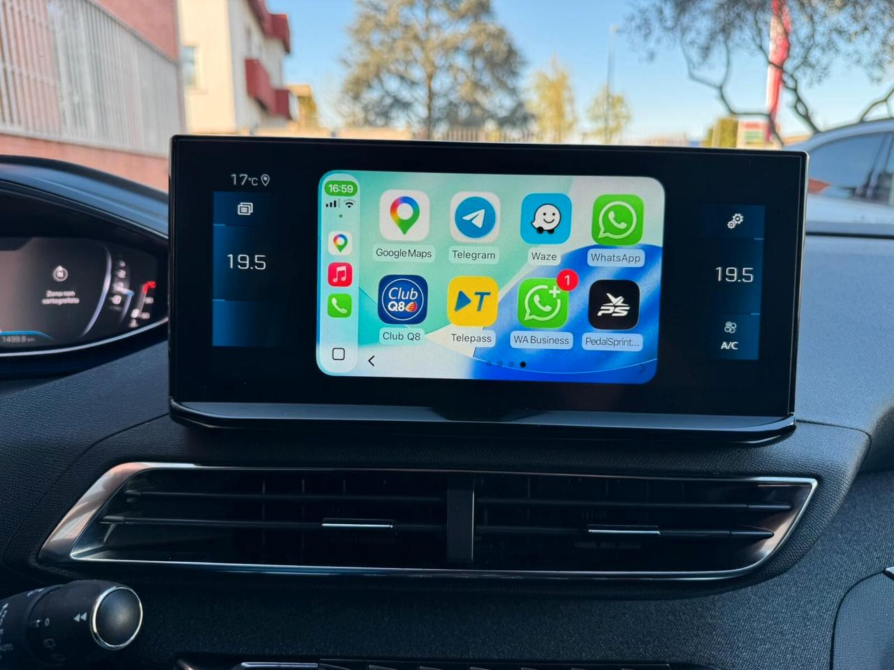 Peugeot 3008 1.5 BlueHDi 130cv EAT8 Allure