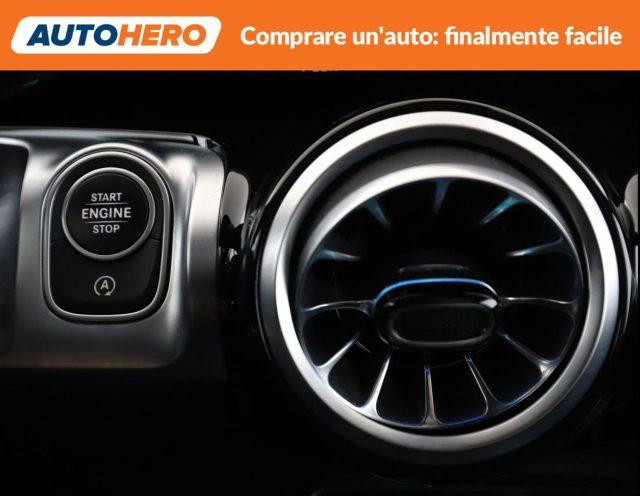 MERCEDES-BENZ GLB 200 d Automatic Premium
