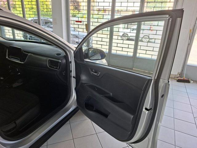 KIA Stonic 1.0 T-GDi 120 CV MHEV DCT Style
