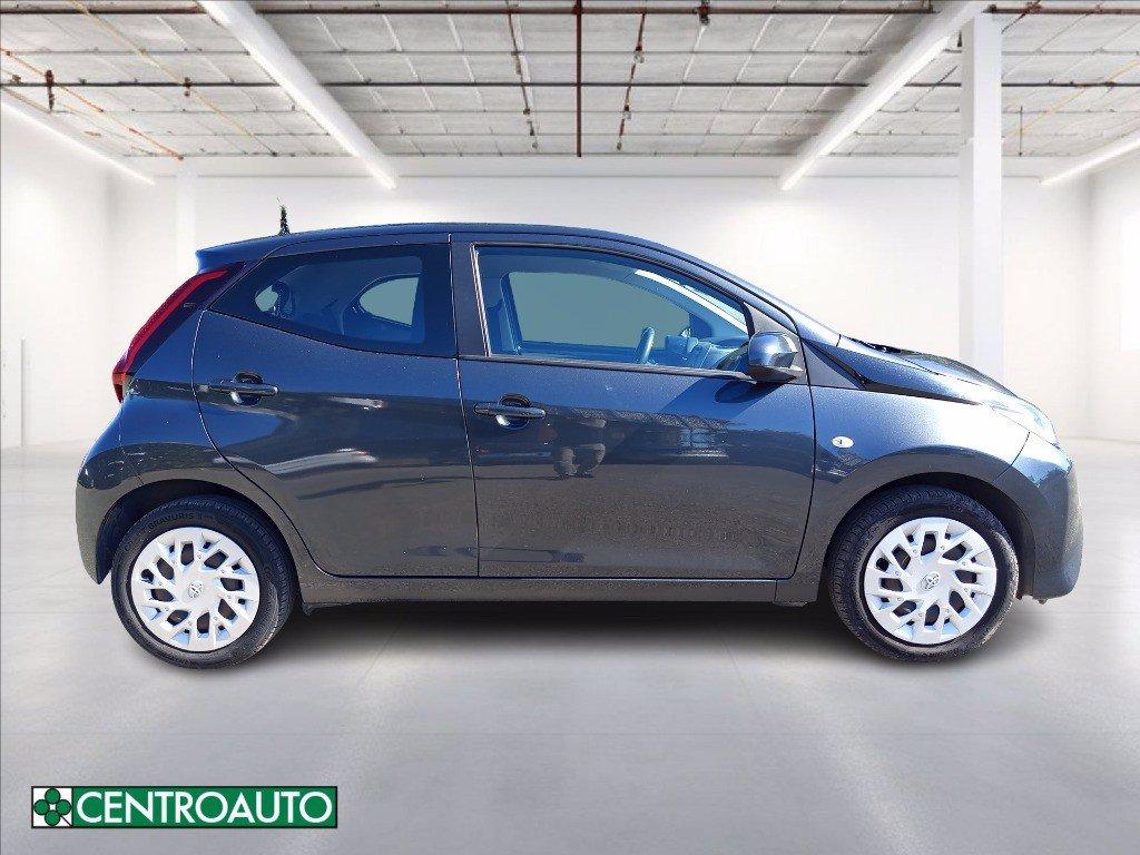 TOYOTA Aygo 5p 1.0 x-business m-mt 72cv del 2019