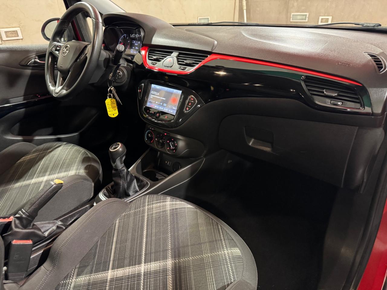 Opel Corsa 1.4 90CV GPL Tech 5 porte b-Color NEOPATENATI