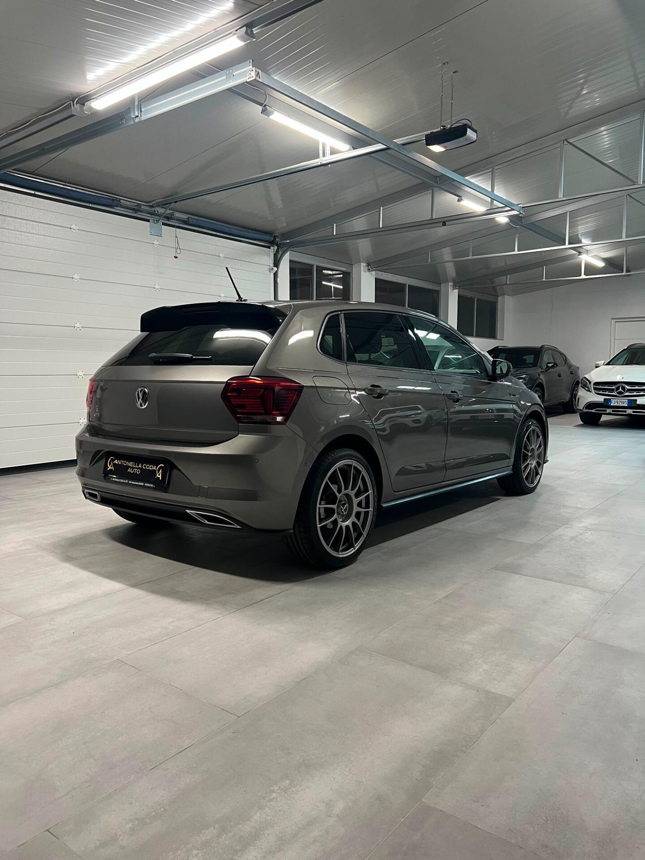 Volkswagen Polo 1.0 TSI DSG R-line -Tetto apribile