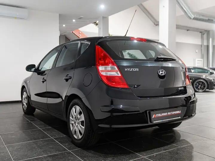 Hyundai i30 1.6 CRDi VGT 16V 90CV 5p.