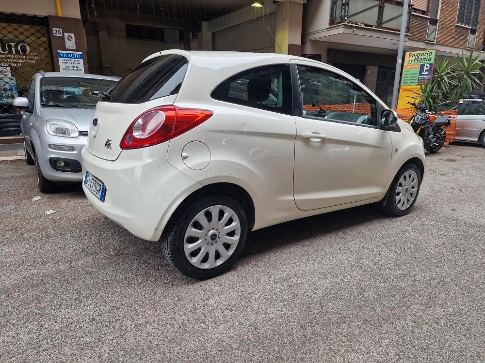 Ford Ka 1.2 Titanium c/esp,tcs 69cv E5