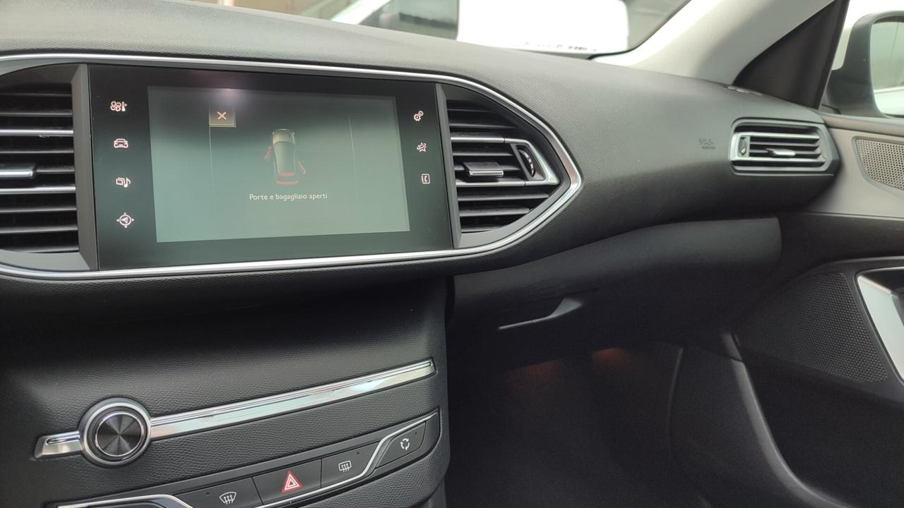 Peugeot 308 BERLINA TETTO PANORAMICO 1.6 HDI