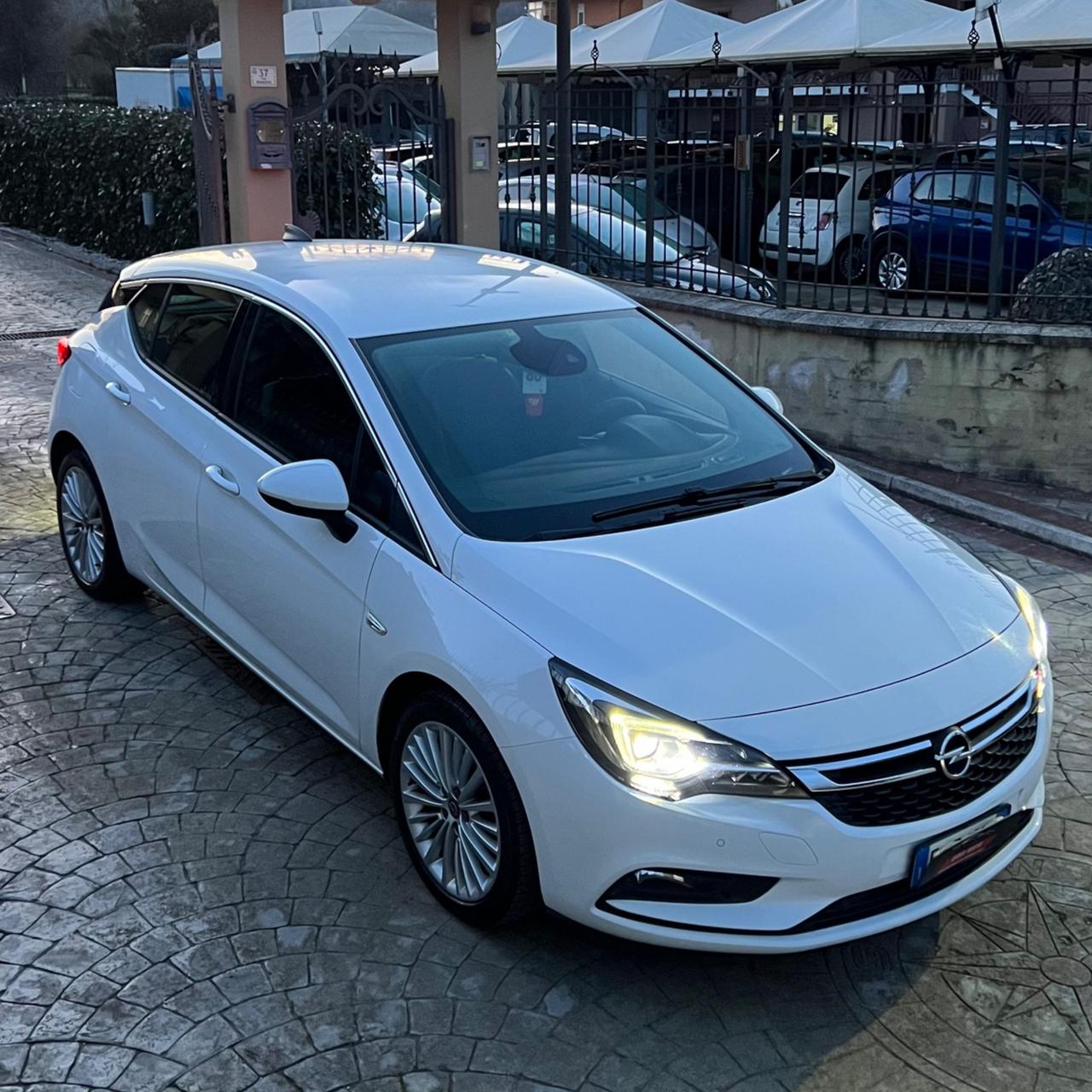 Opel Astra 1.6 CDTi 110CV Start&Stop 5 porte Innovation, UNICO PROPRIETARIO