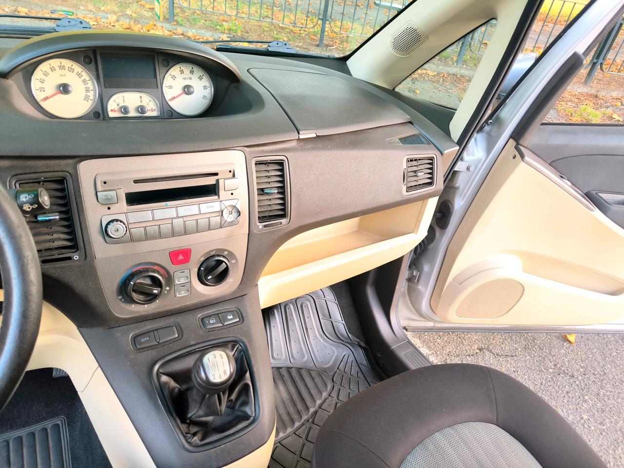 Lancia MUSA 1.3 Multijet 16V Platino
