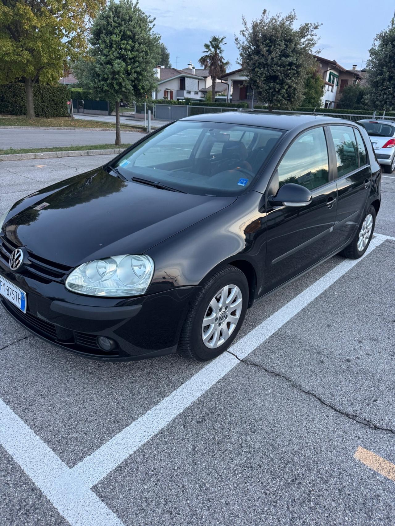 Volkswagen Golf 1.9 TDI 5p. 138000km