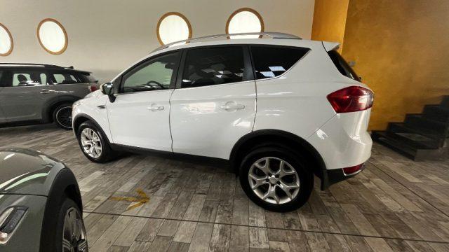 FORD Kuga + 2.0 TDCi 136 CV 4WD DPF