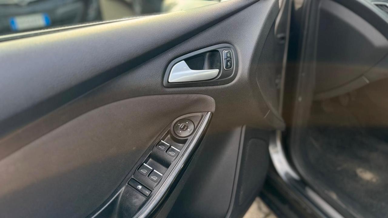 Ford Focus SW 1.5 DIESEL 2015 TOP!
