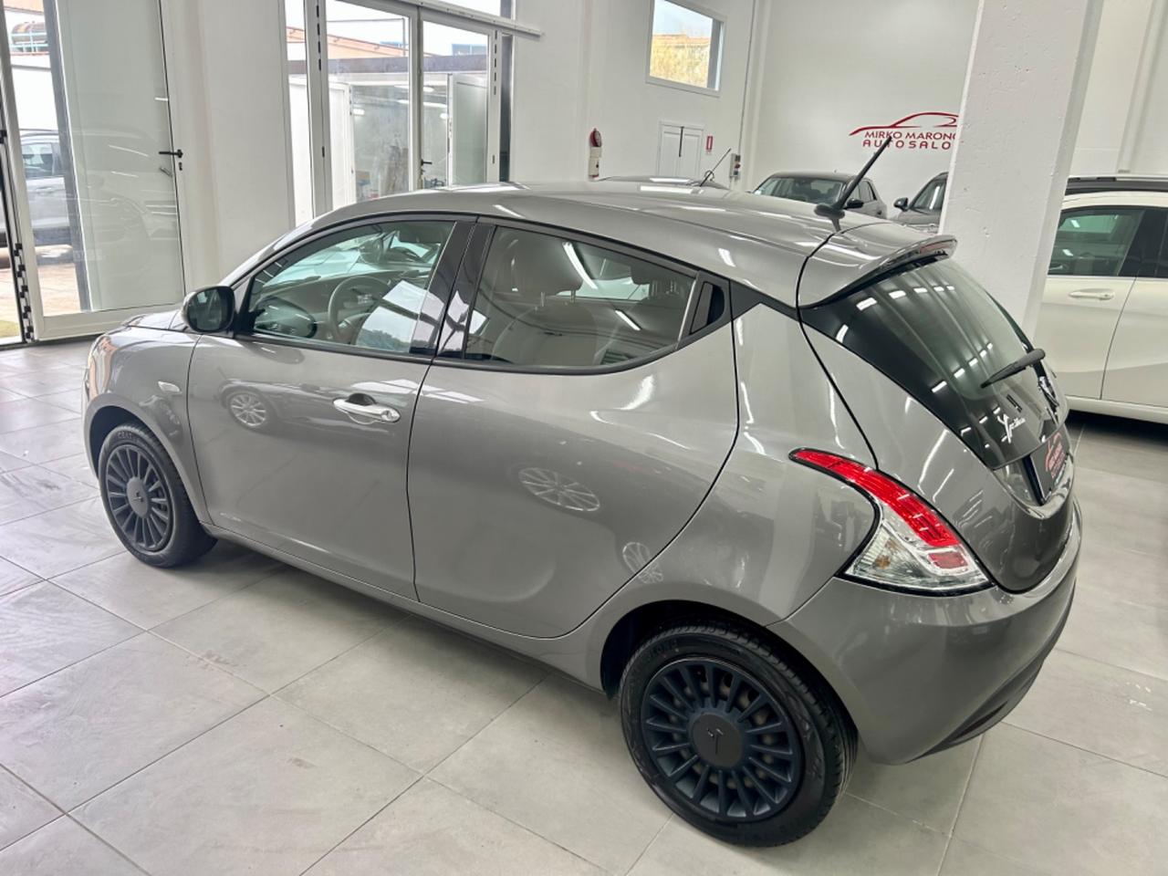 Lancia Ypsilon 1.0 FireFly S&S Hybrid FINANZIABILE