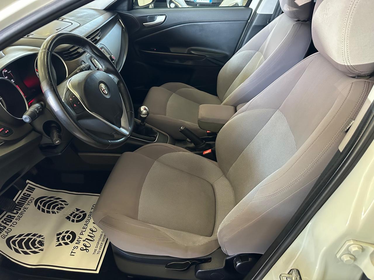 Alfa Romeo Giulietta 1.6 JTDm-2 105 CV Exclusive Ok Neopatentati