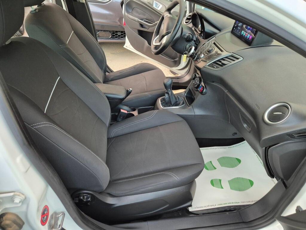 Ford Fiesta 1.5 TDCi 75CV 5 porte Titanium