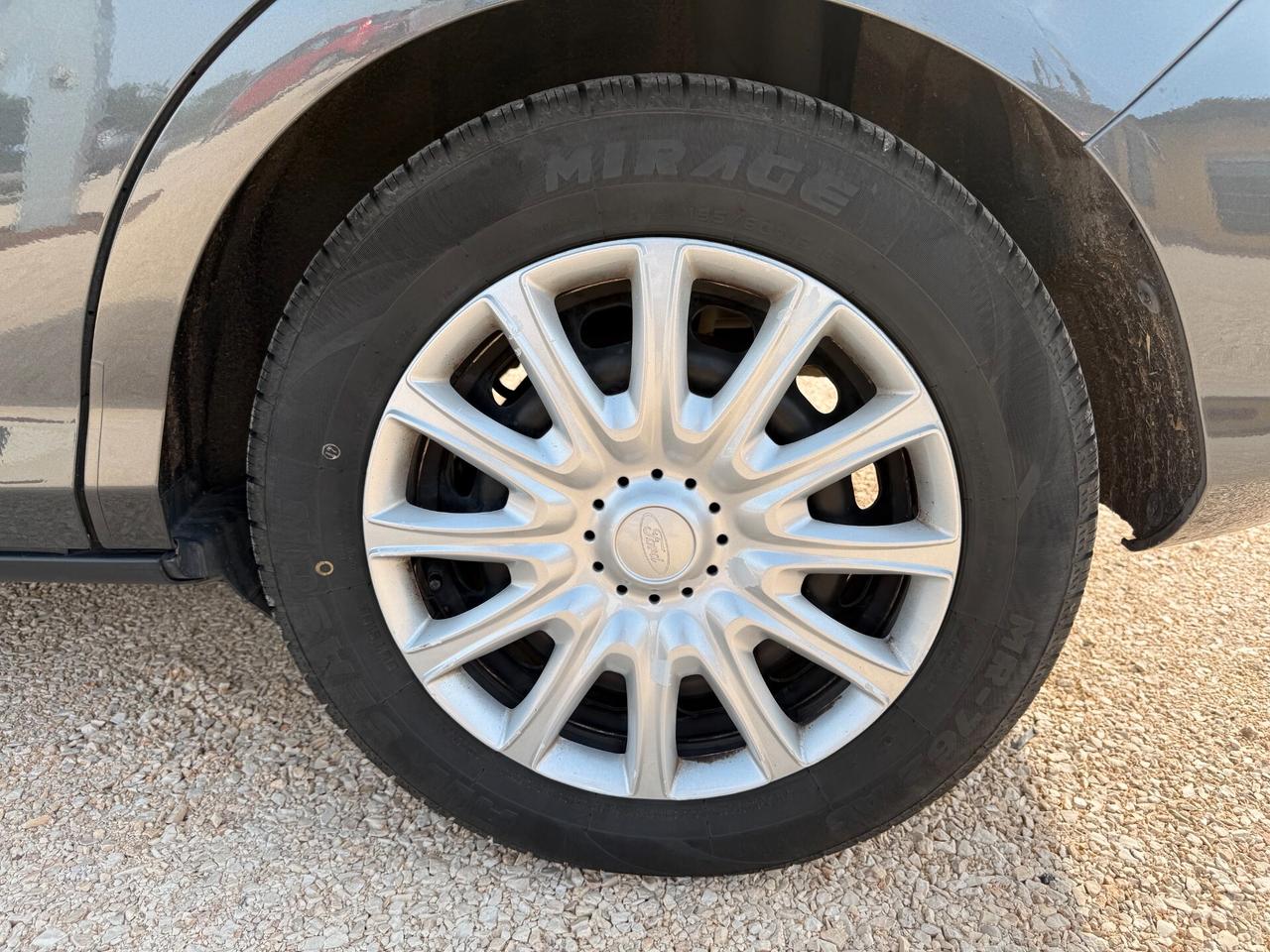 Ford B-Max 1.4 90 CV GPL Titanium