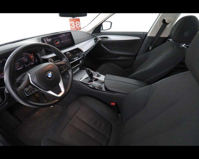 BMW 520 d 48V Touring Business