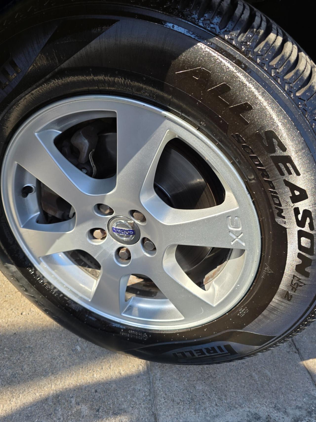 Volvo XC 60 XC60 D5 AWD Geartronic R-design